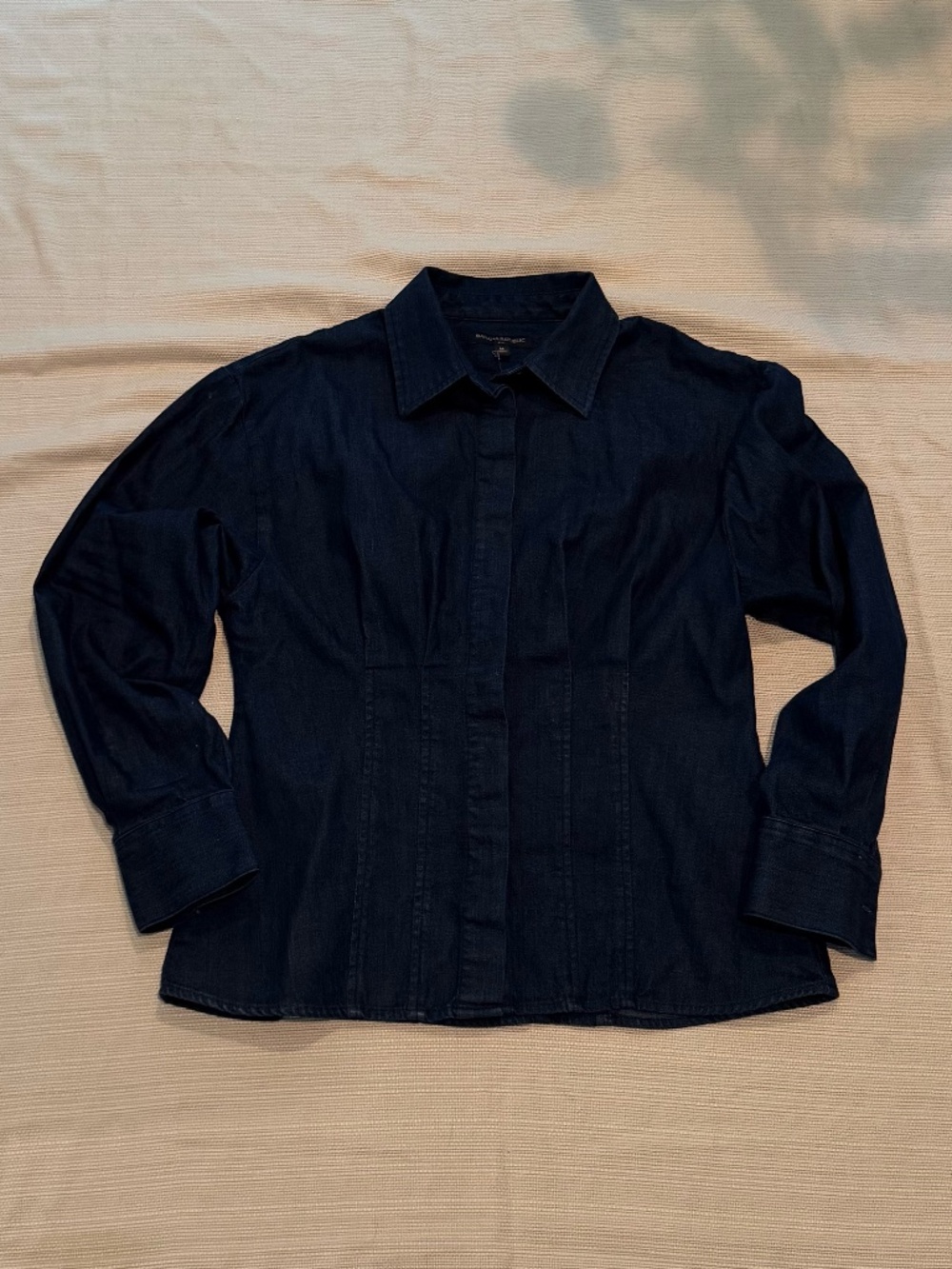 Banana Republic Dark Wash Denim Fitted Corset Style Button Down Shirt Jacket